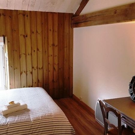 Domaine De L'Etanchet Hotell Saint-Hilaire-le-Vouhis Exteriör bild