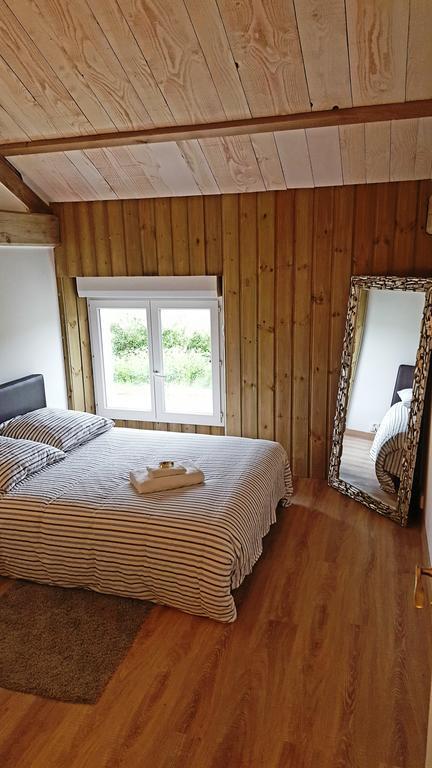 Domaine De L'Etanchet Hotell Saint-Hilaire-le-Vouhis Exteriör bild