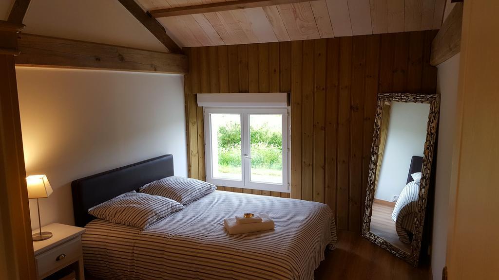 Domaine De L'Etanchet Hotell Saint-Hilaire-le-Vouhis Exteriör bild
