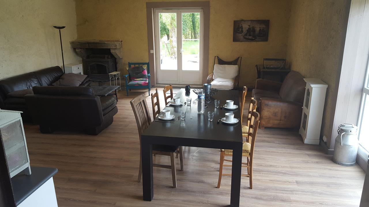 Domaine De L'Etanchet Hotell Saint-Hilaire-le-Vouhis Exteriör bild
