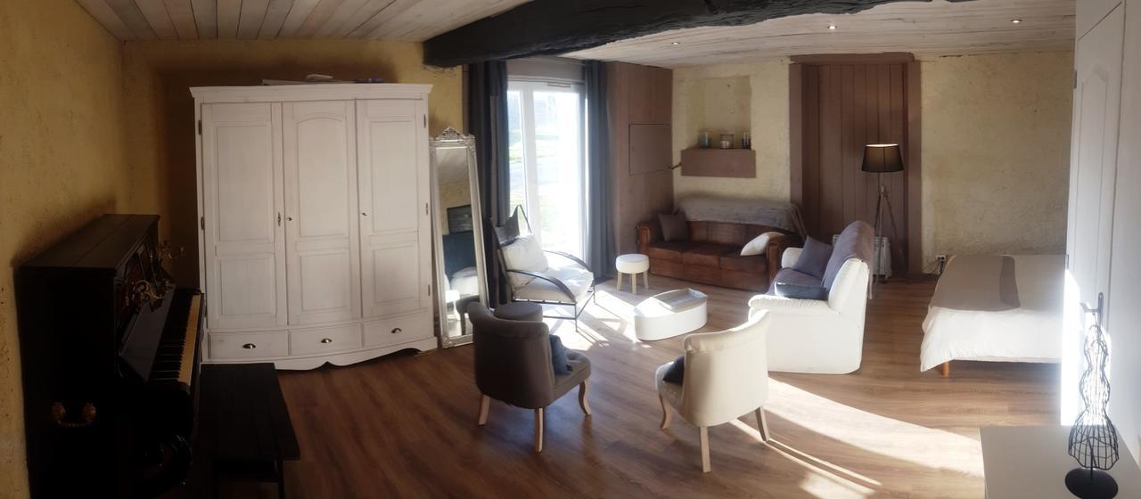 Domaine De L'Etanchet Hotell Saint-Hilaire-le-Vouhis Exteriör bild